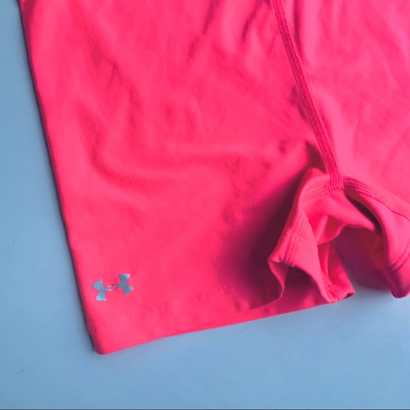 Under Armour Compression Shorty’s - Picture 5 of 7